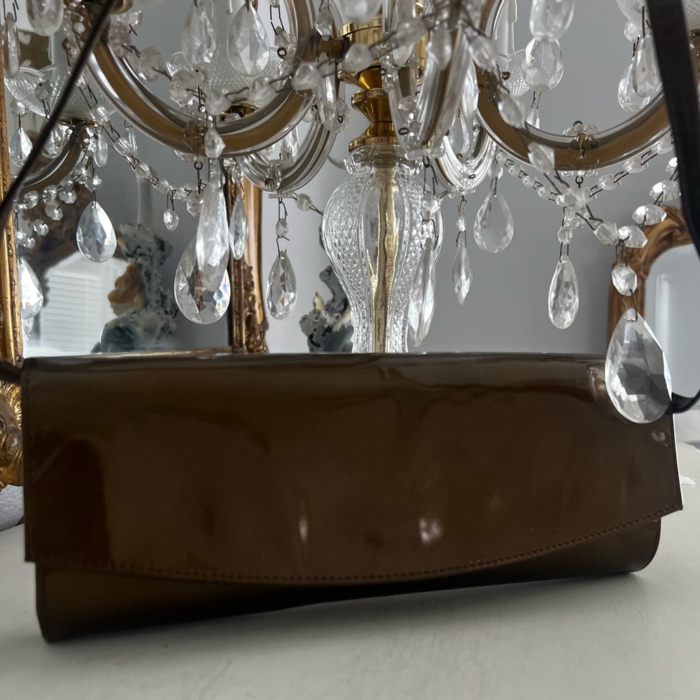 Stuart Weitzman
Patent Leather Shoulder Bag